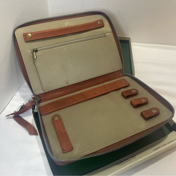 American Leather Co. Brown Leather Travel Jewelry Organizer. In box. Has dents. - Picture 5 of 7
